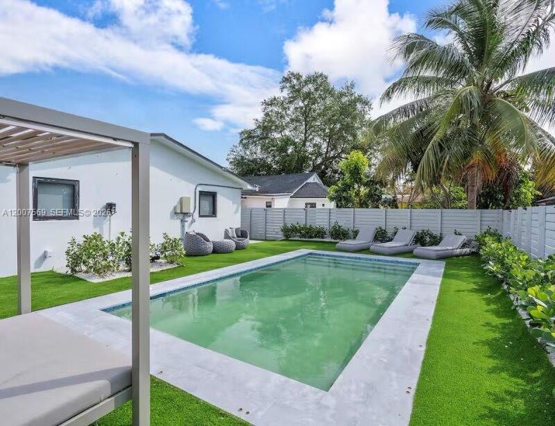 BAY VISTA PARK - Residential