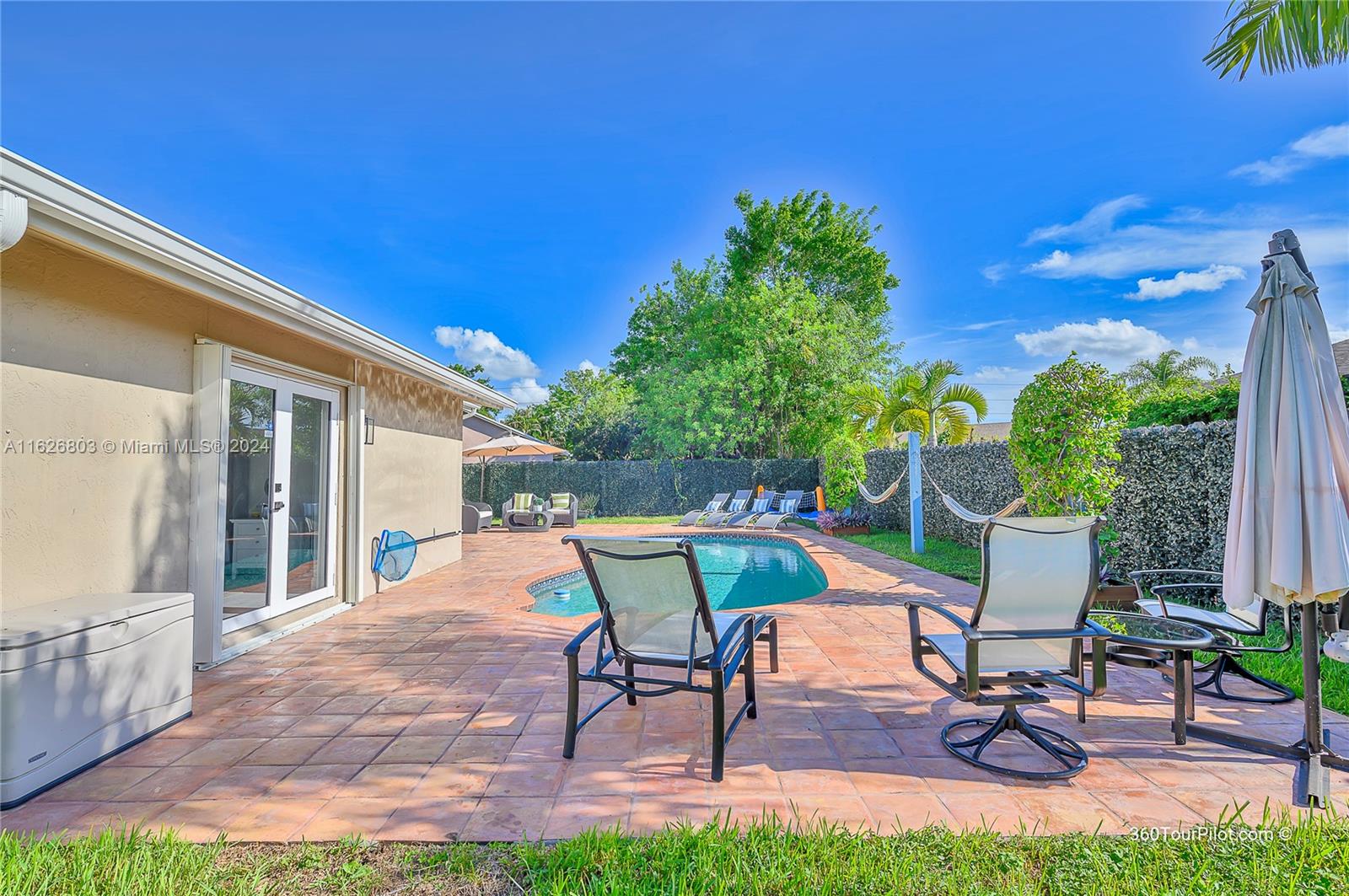 BONAVENTURE LAKES ADD 2 - Residential