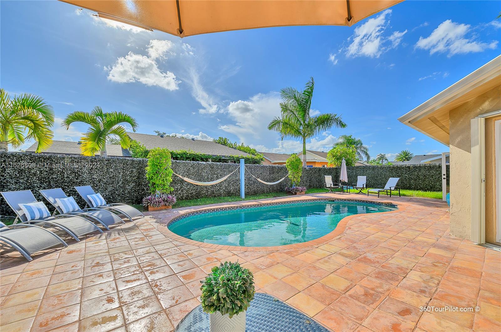 BONAVENTURE LAKES ADD 2 - Residential