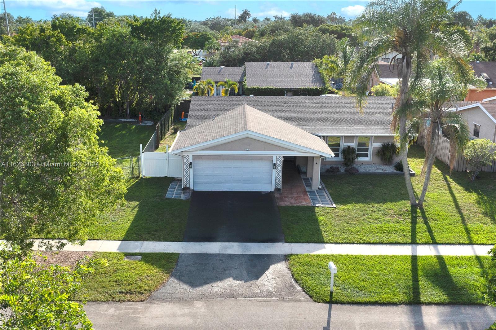 BONAVENTURE LAKES ADD 2 - Residential