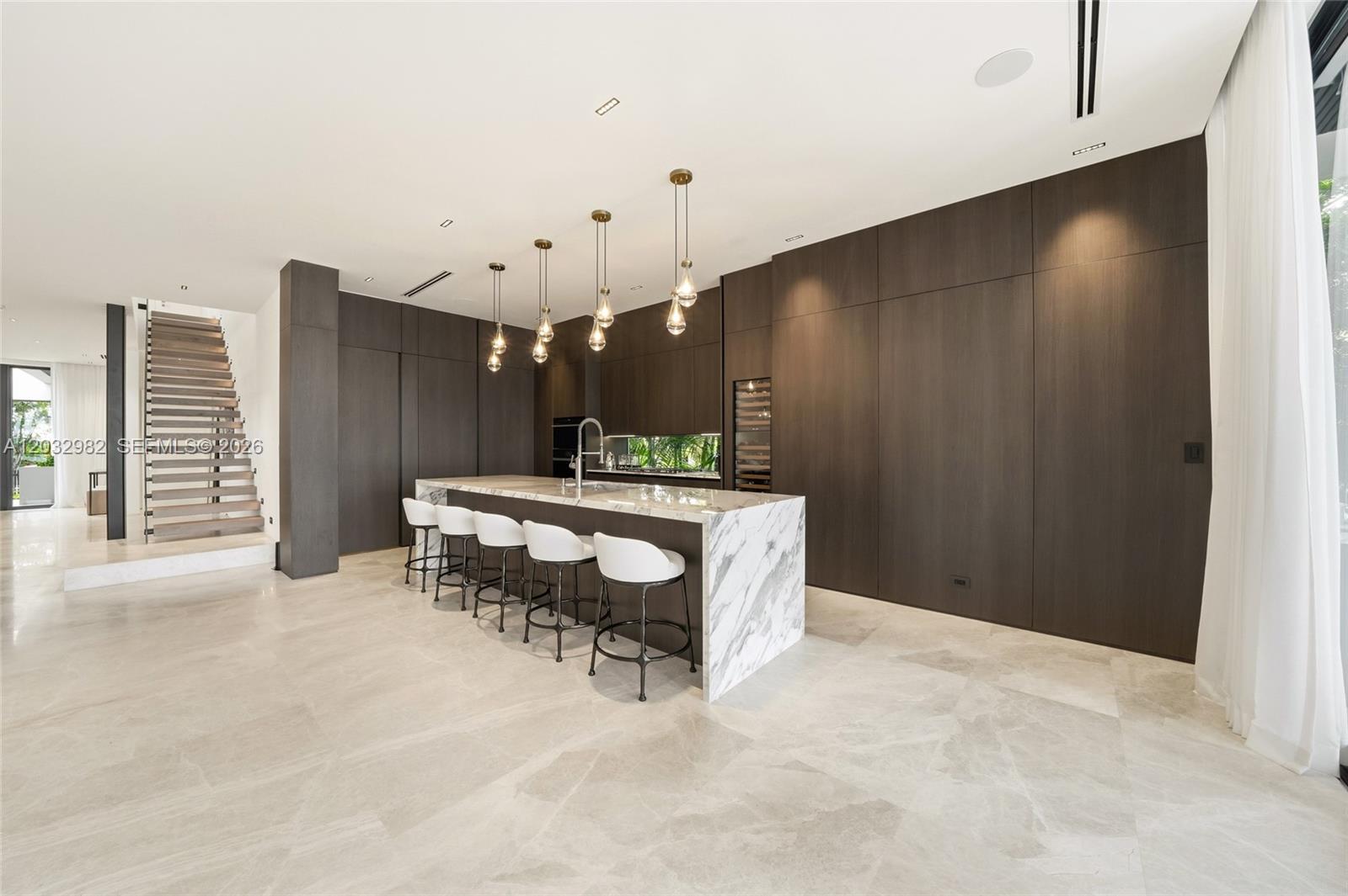 BISCAYNE BEACH-2ND ADDN - Residential