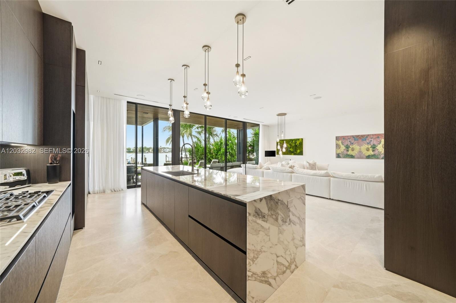 BISCAYNE BEACH-2ND ADDN - Residential
