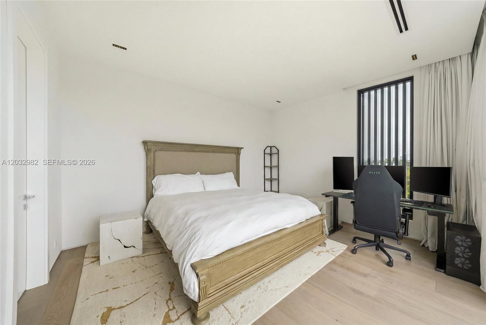 BISCAYNE BEACH-2ND ADDN - Residential