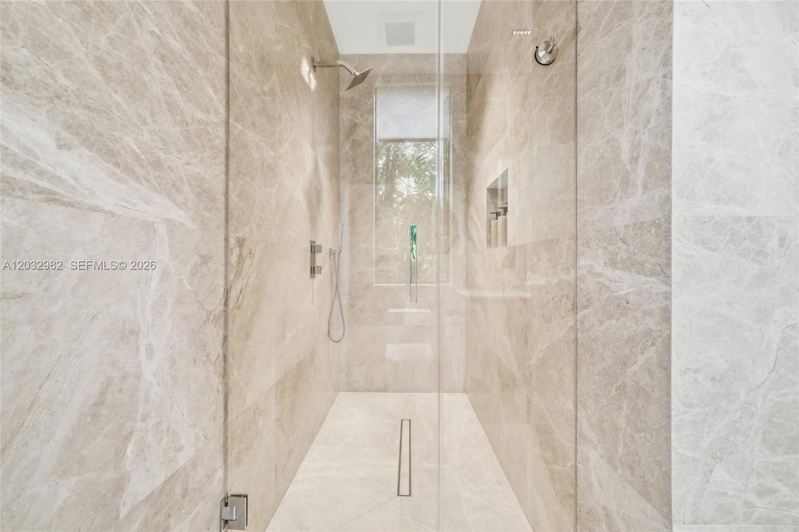 BISCAYNE BEACH-2ND ADDN - Residential