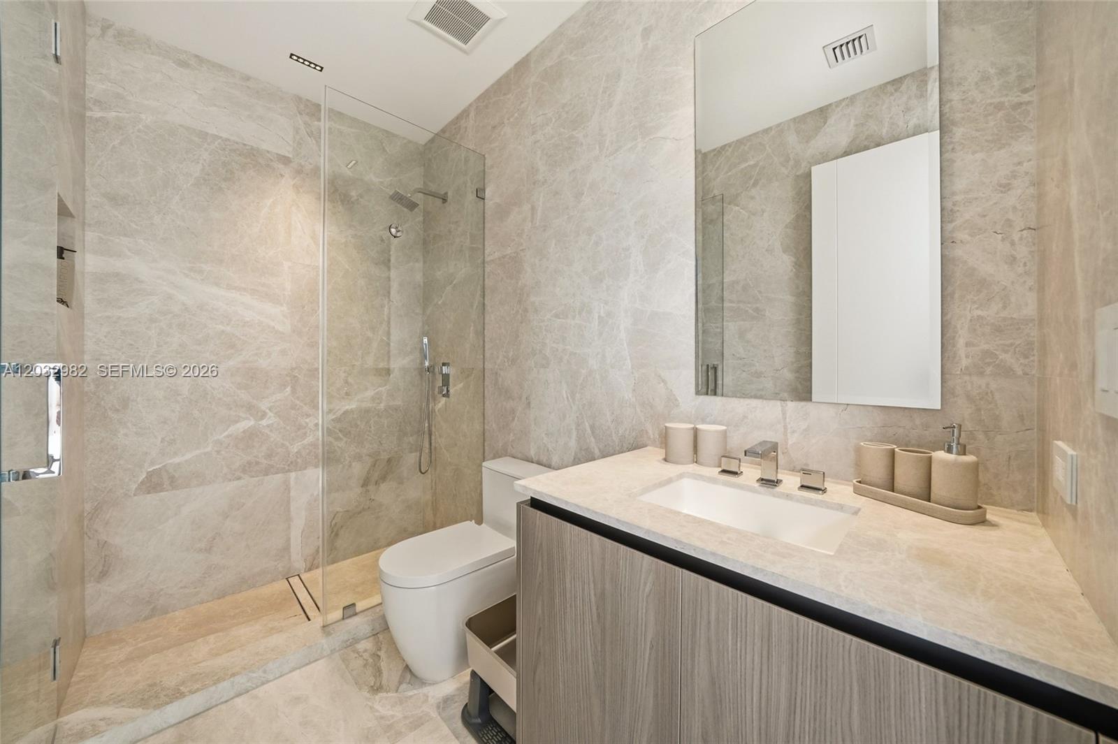 BISCAYNE BEACH-2ND ADDN - Residential