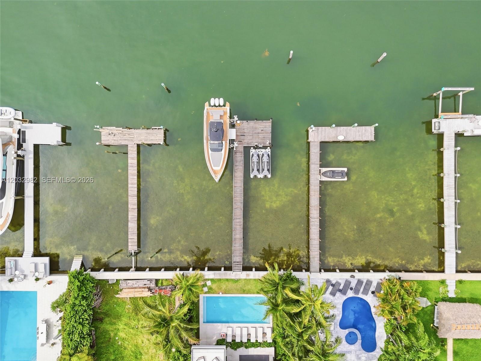 BISCAYNE BEACH-2ND ADDN - Residential