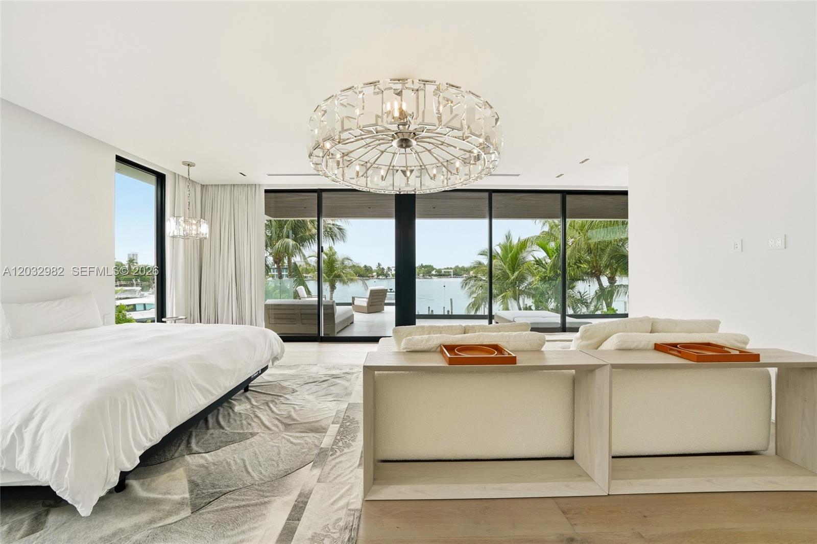 BISCAYNE BEACH-2ND ADDN - Residential