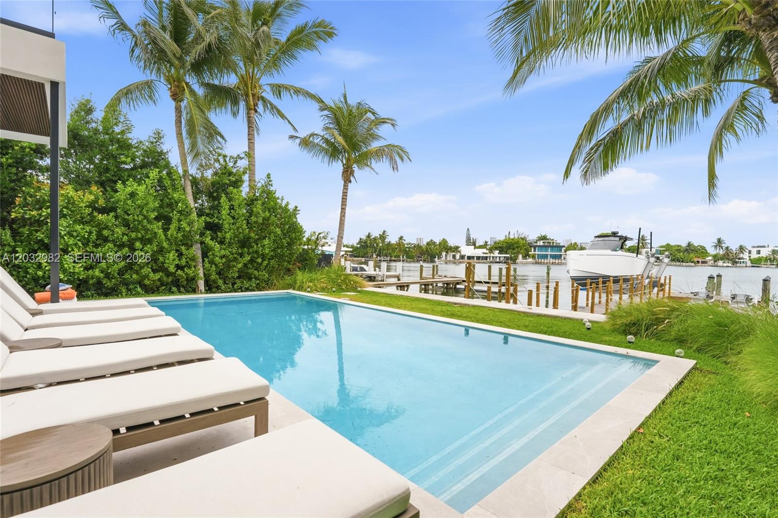 BISCAYNE BEACH-2ND ADDN - Residential