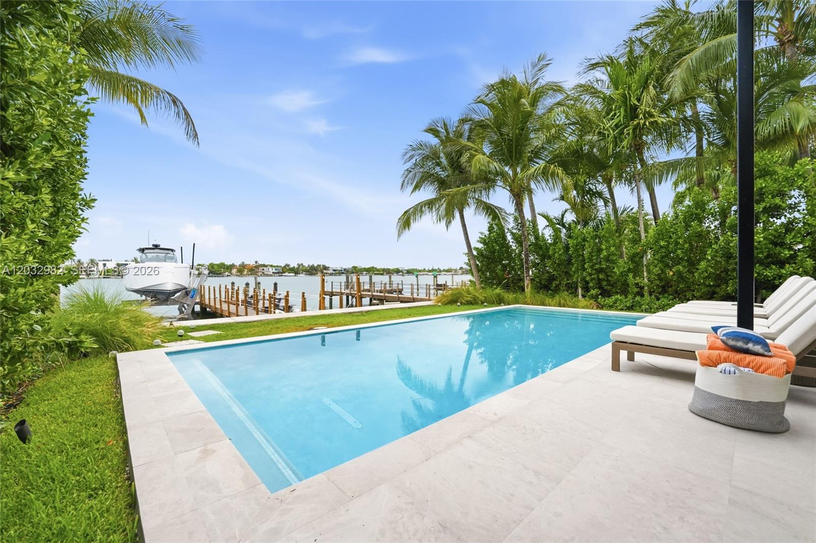 BISCAYNE BEACH-2ND ADDN - Residential