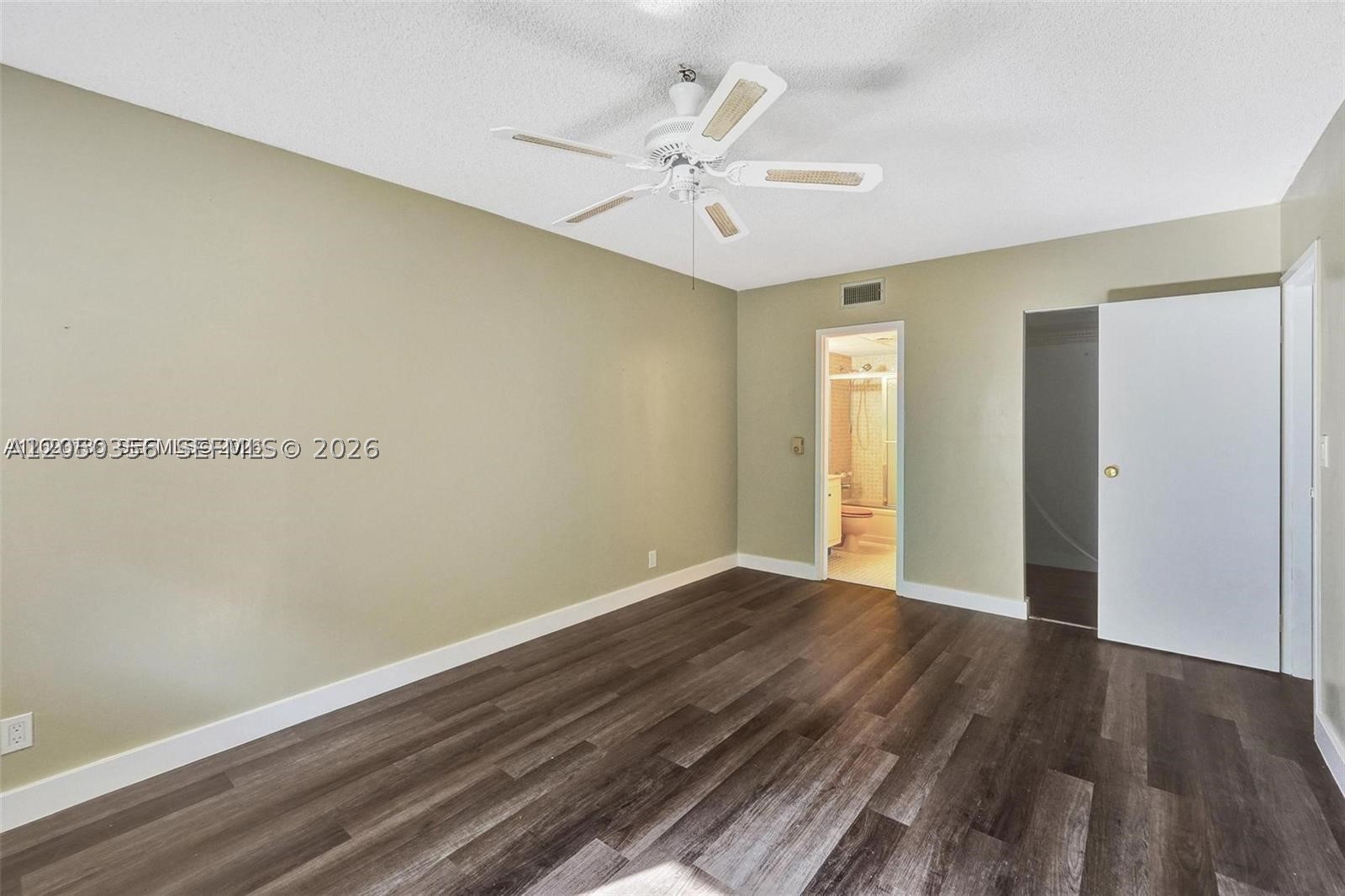 ORIOLE GOLF & TENNIS CLUB - Residential