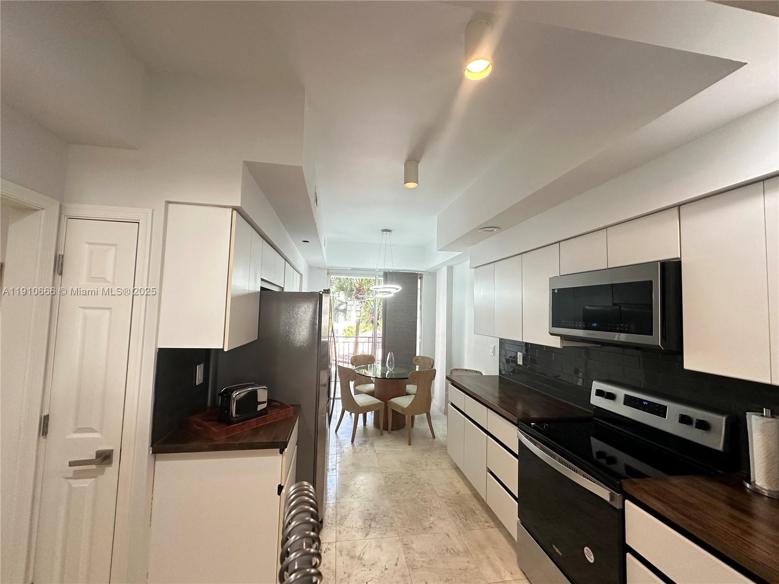 MEDITERRANEAN VILLAGE CON - Residential