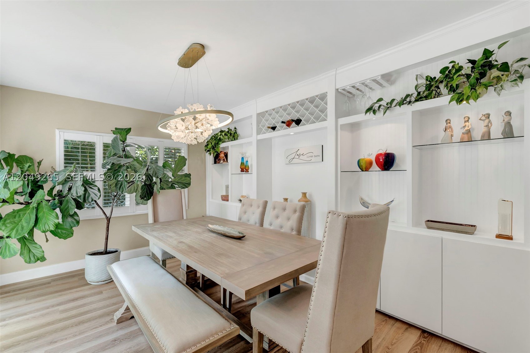 WEST GLEN MANOR - Residential