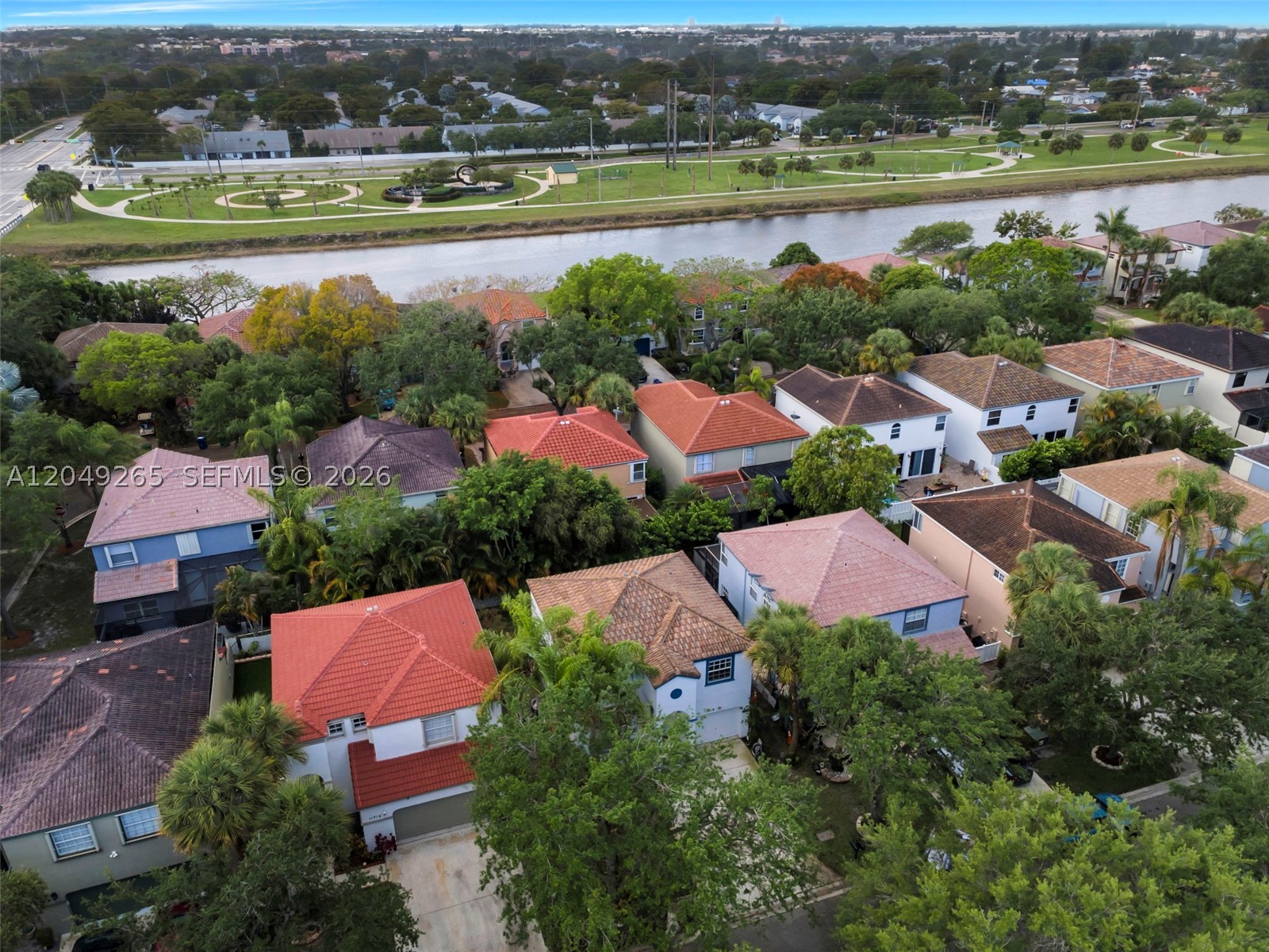 WEST GLEN MANOR - Residential