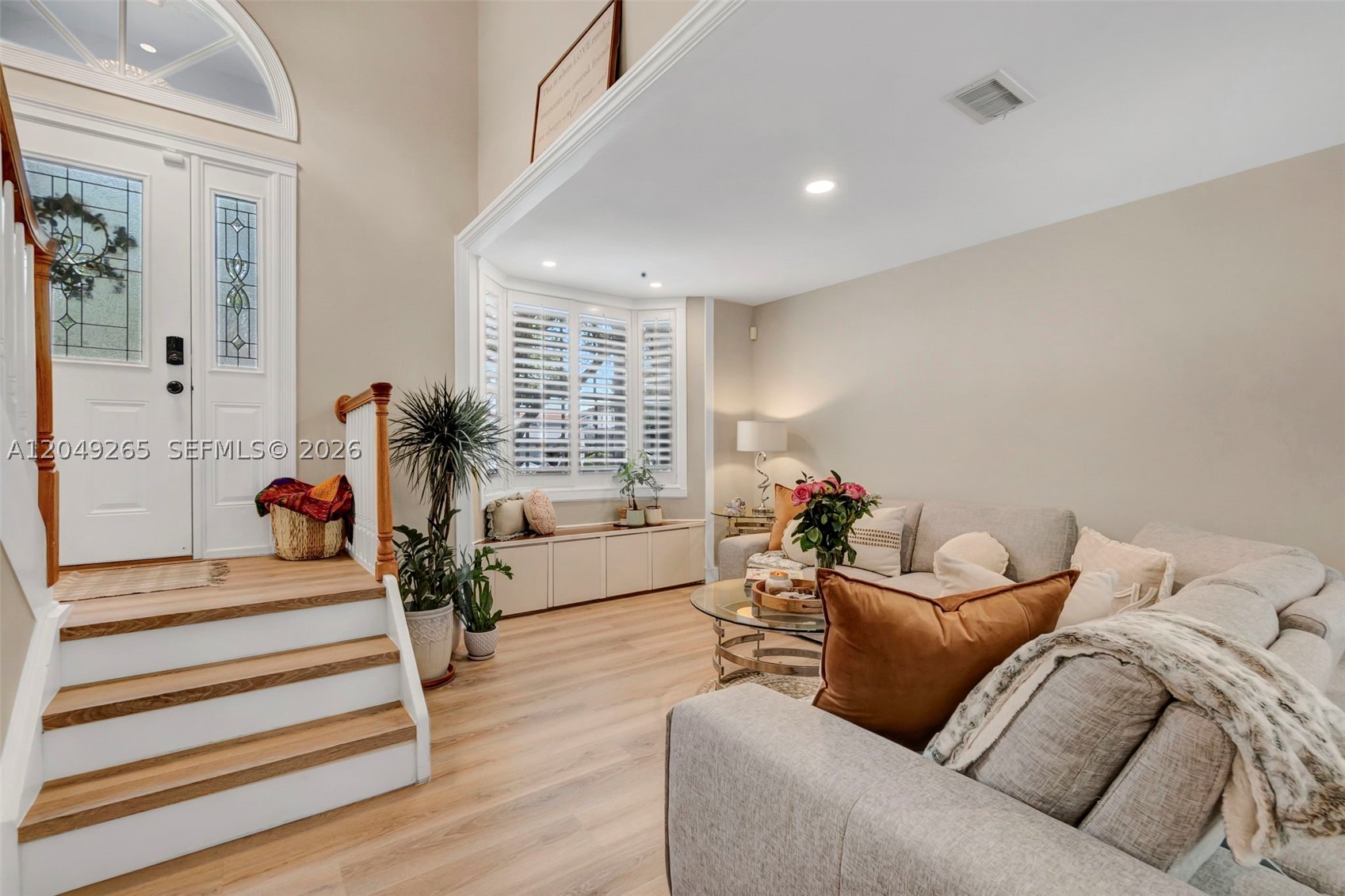 WEST GLEN MANOR - Residential
