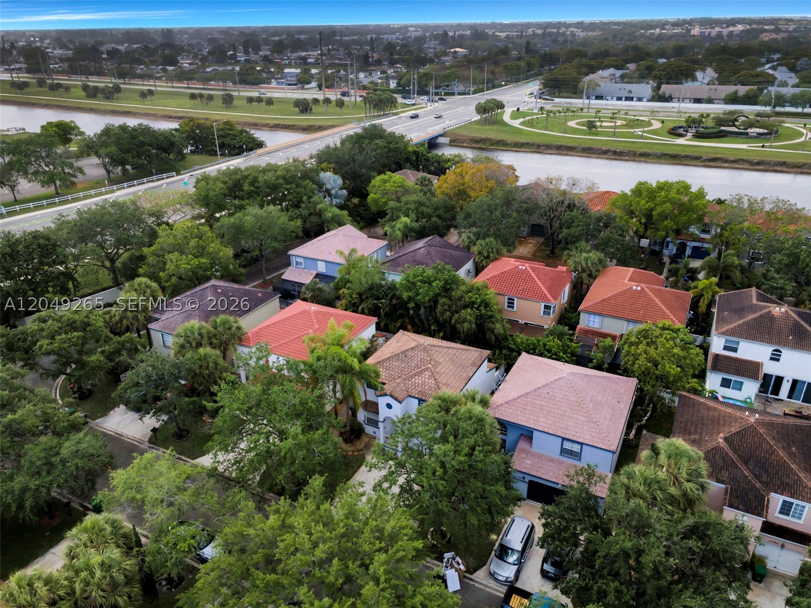 WEST GLEN MANOR - Residential