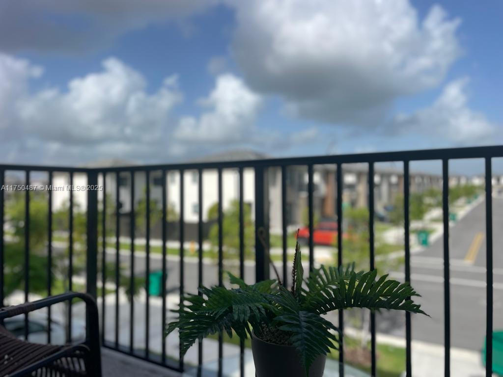 SUBDIVISION DE AURORA - Residential