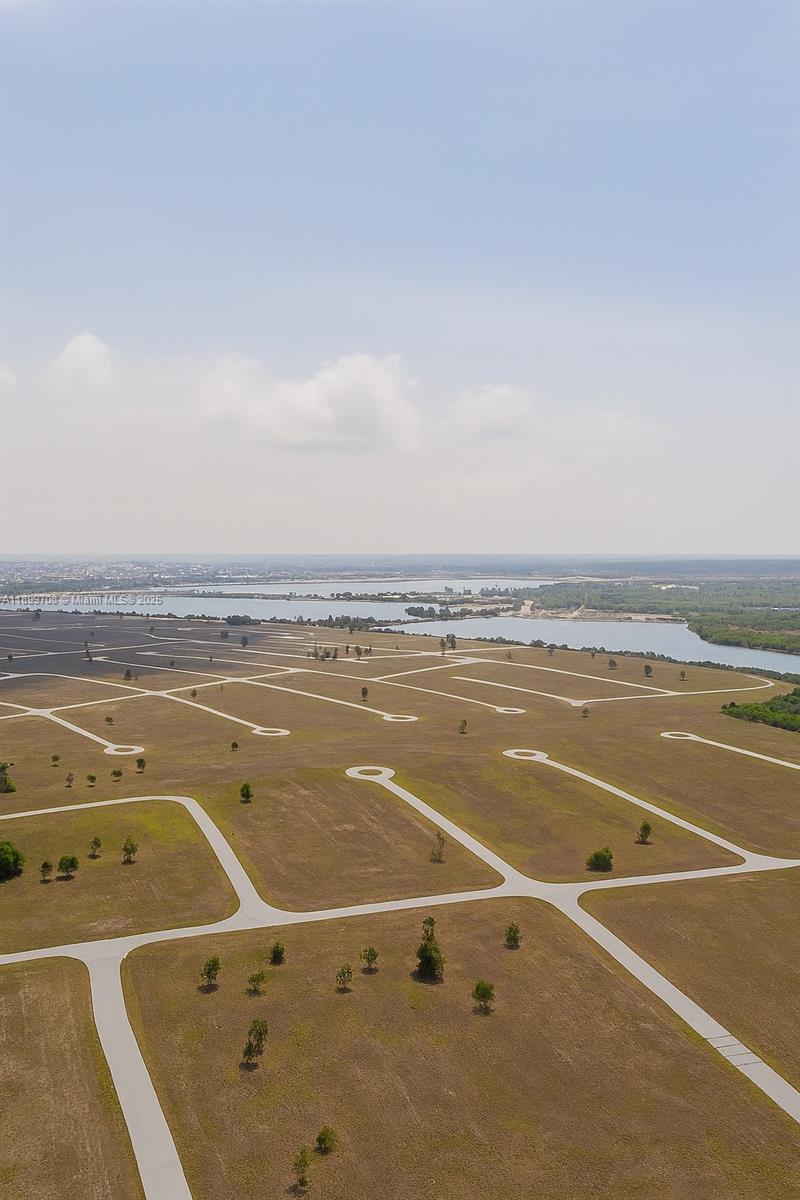 291 LOTS FOR SALE IN GASPARILLA FL 33196