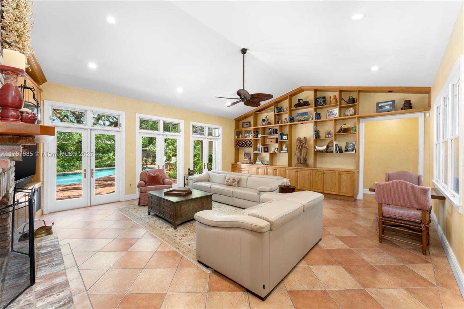 Ponce Davis - Residential