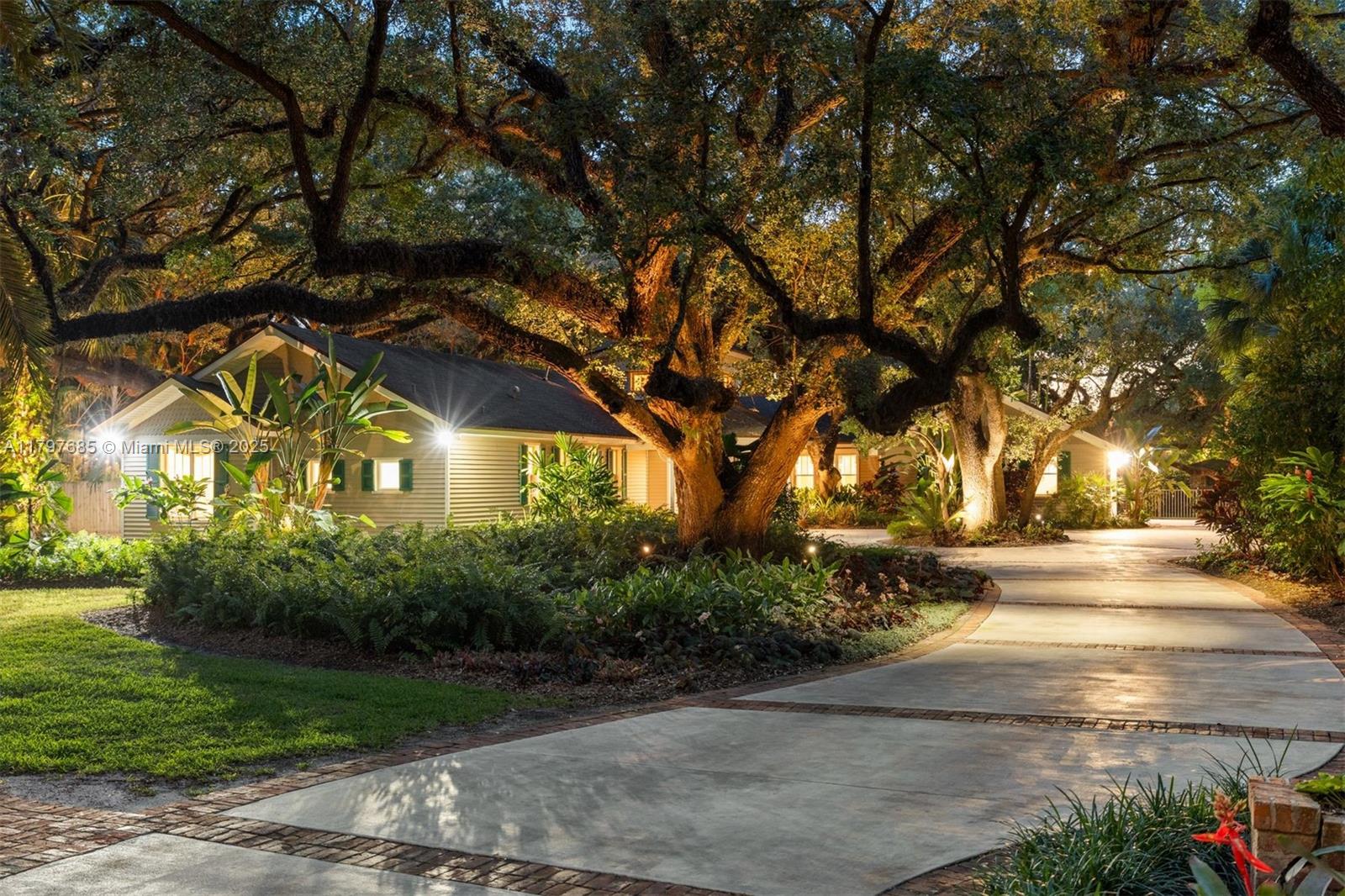 Ponce Davis - Residential