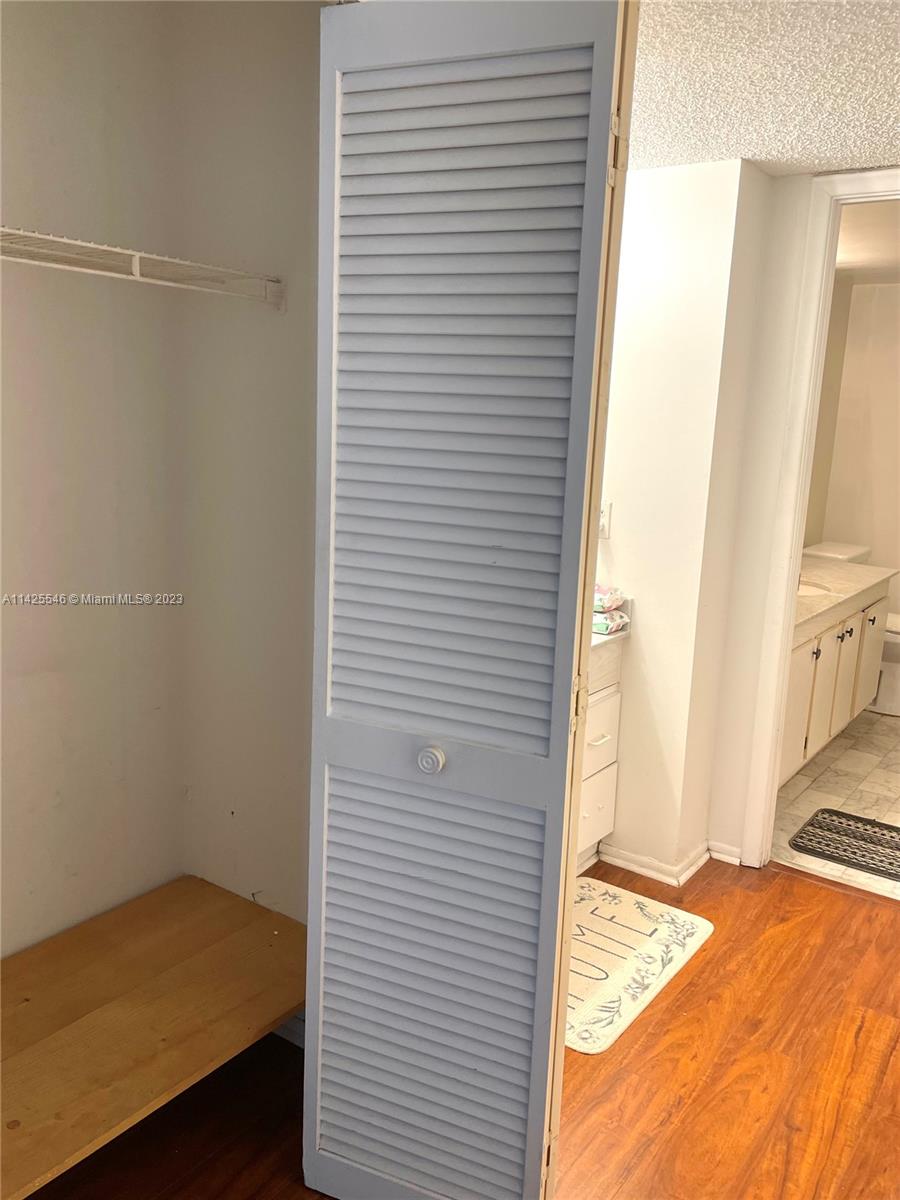 BRITANNIA AT QUADOMAIN CO - Residential Lease