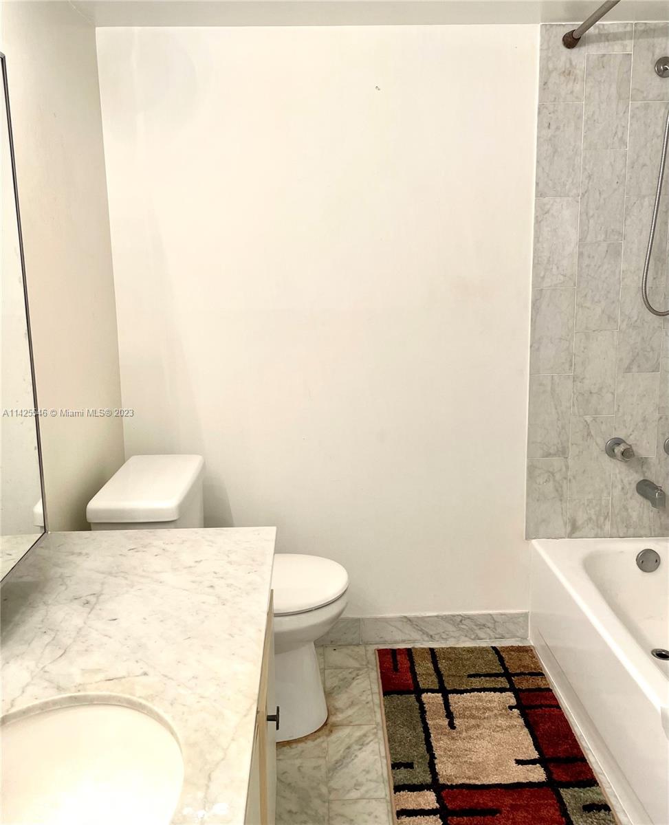 BRITANNIA AT QUADOMAIN CO - Residential Lease