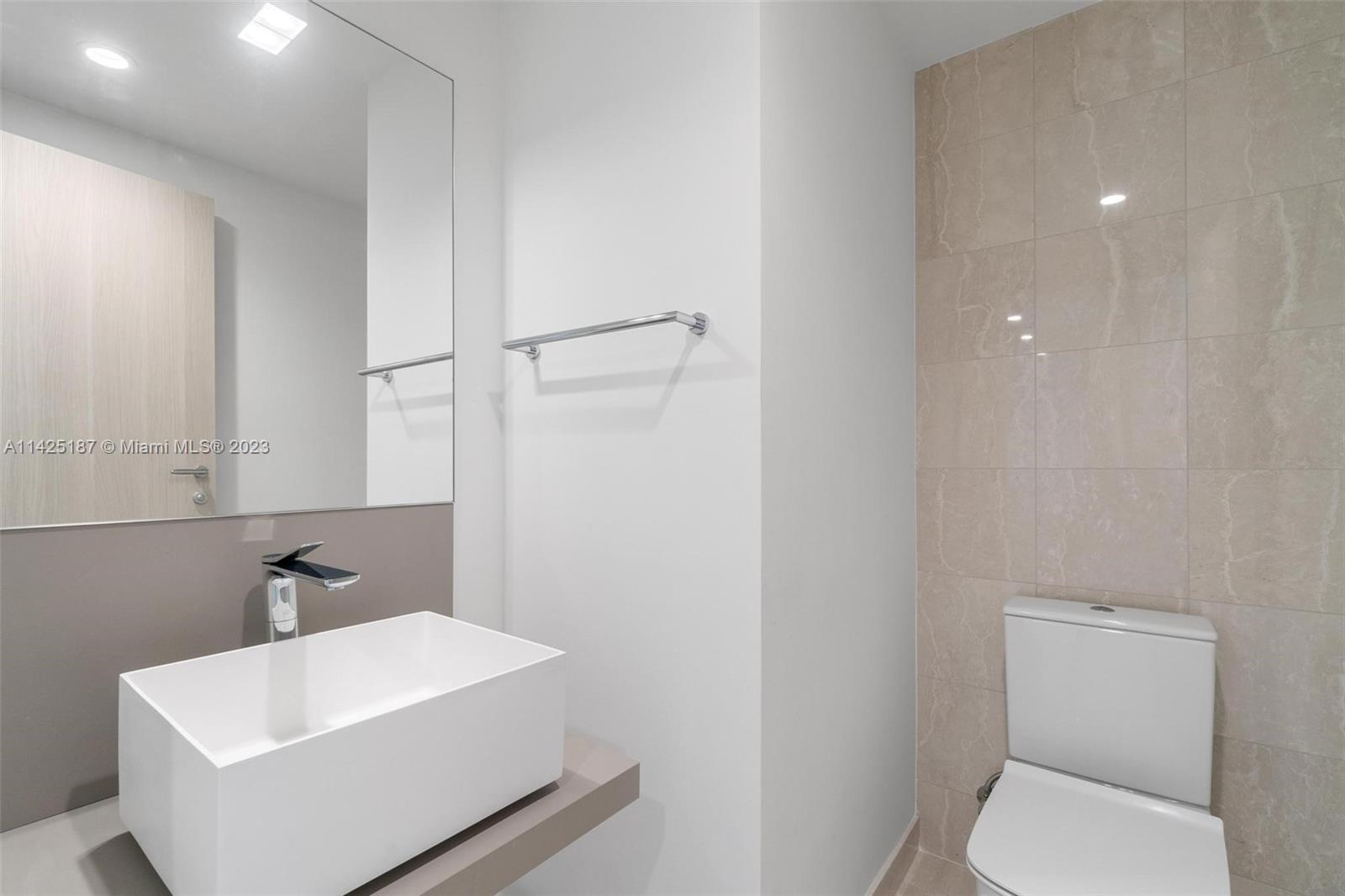 BRICKELL FLATIRON CONDO - Residential Lease