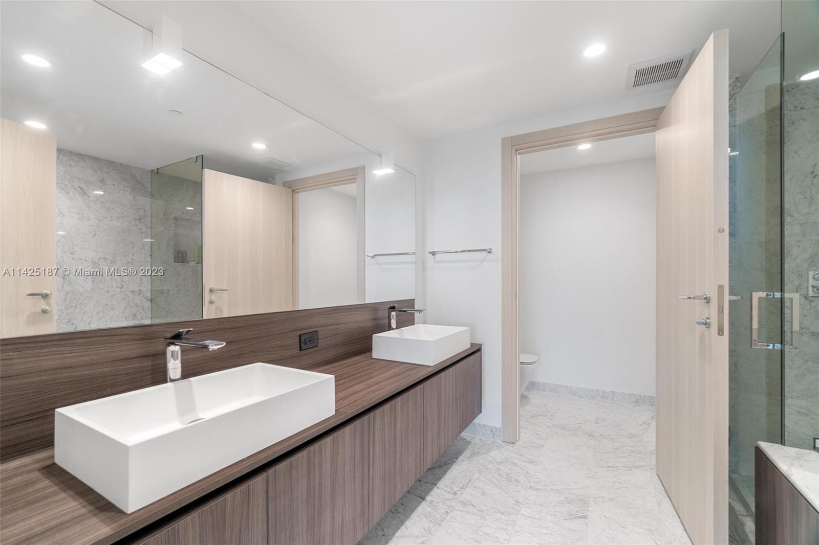 BRICKELL FLATIRON CONDO - Residential Lease