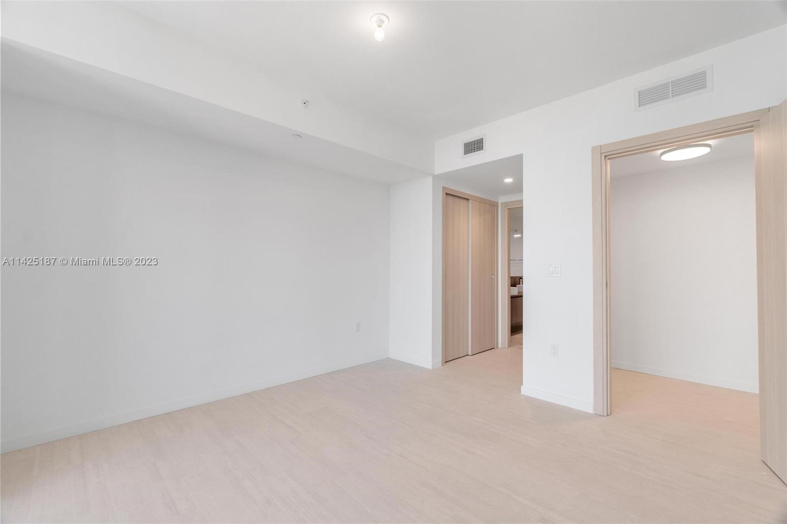 BRICKELL FLATIRON CONDO - Residential Lease