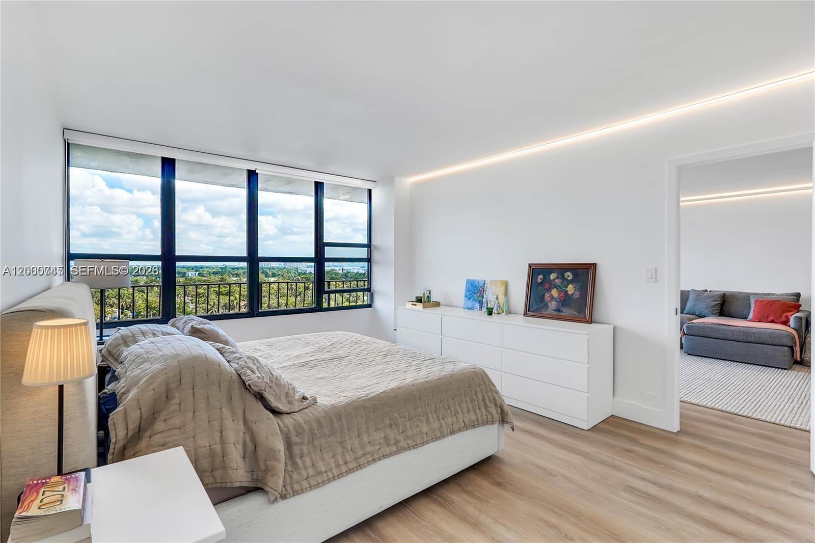 THE PALM BAY YACHT CLUB C - Residential Lease