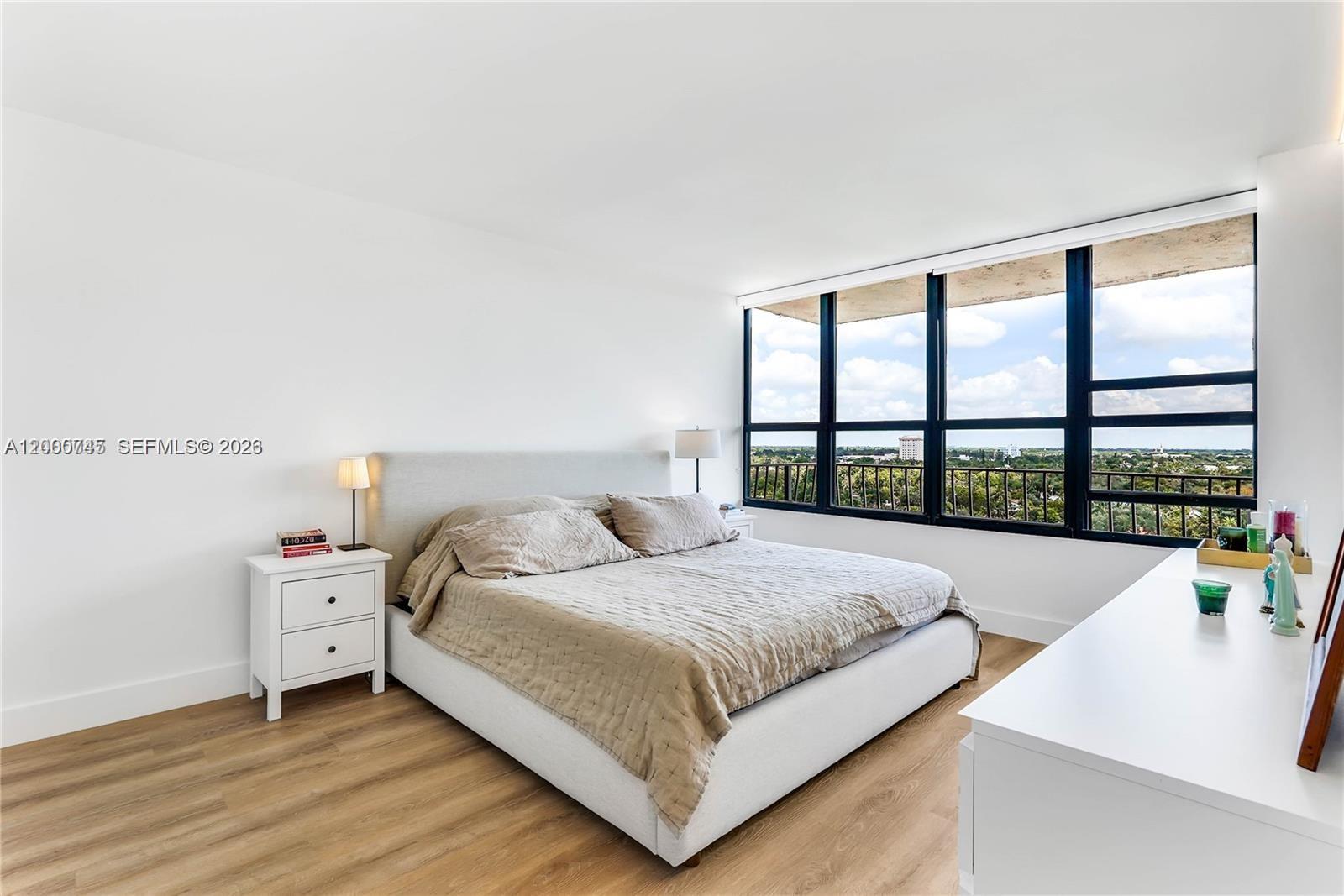 THE PALM BAY YACHT CLUB C - Residential Lease