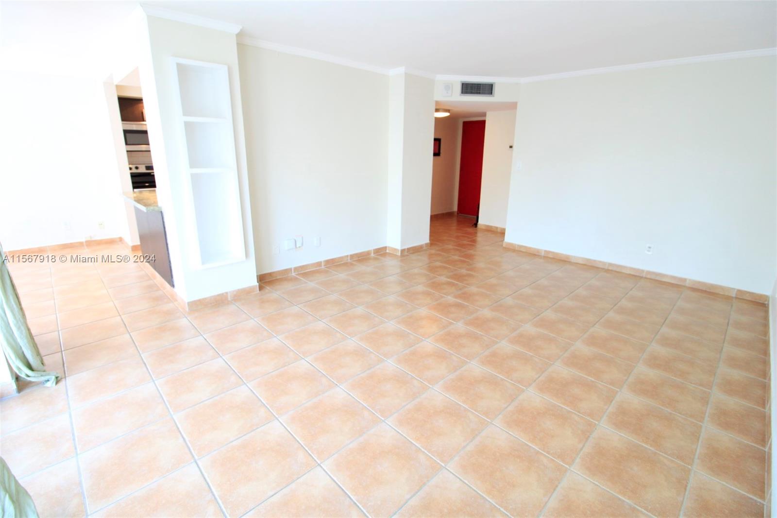 REEF NORTH CONDO - Residential Lease