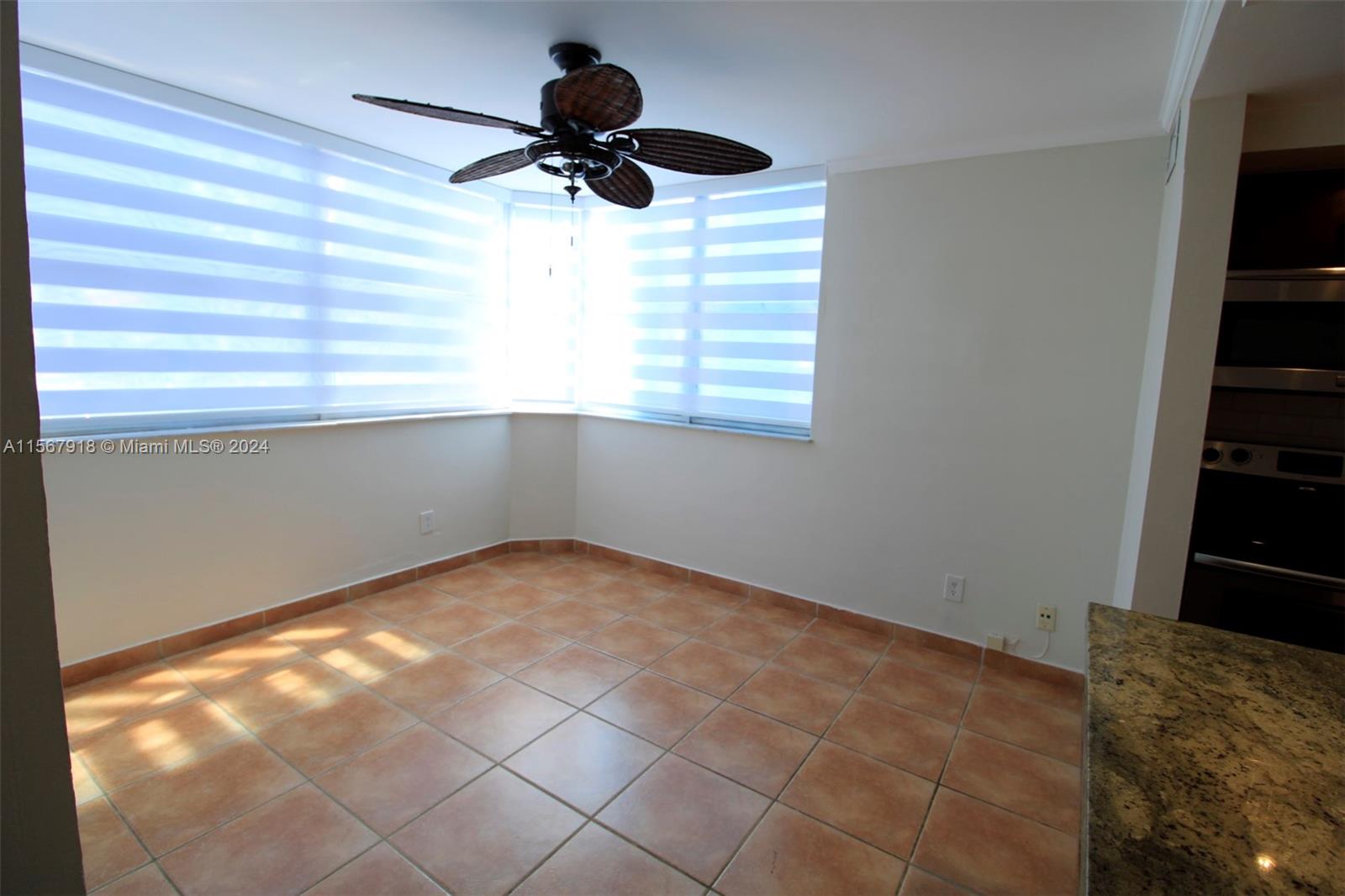REEF NORTH CONDO - Residential Lease