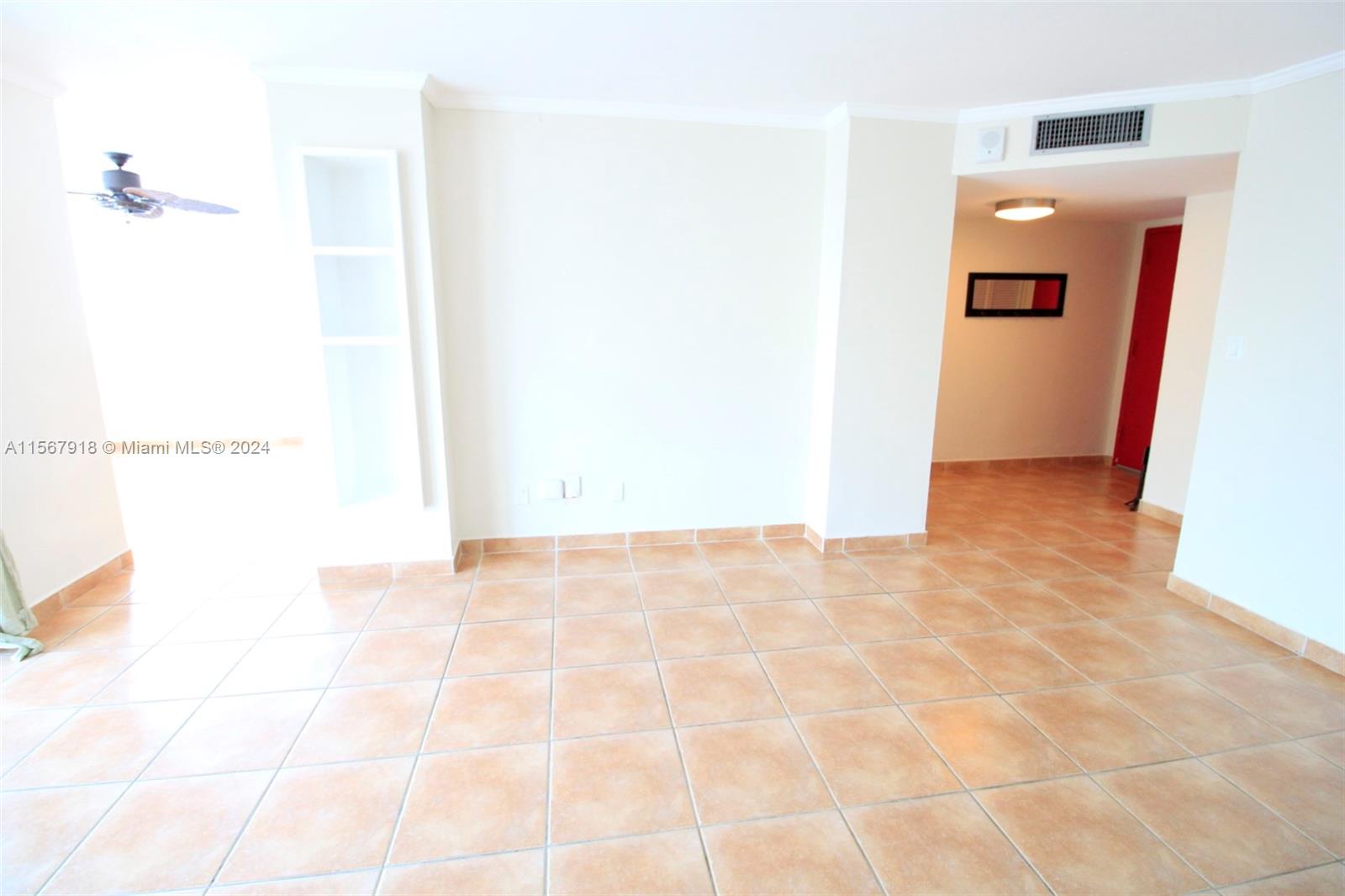 REEF NORTH CONDO - Residential Lease