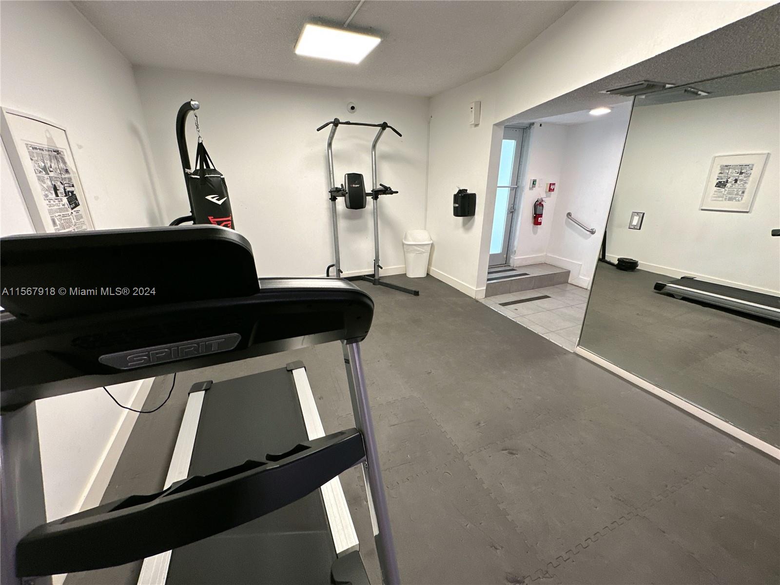 REEF NORTH CONDO - Residential Lease