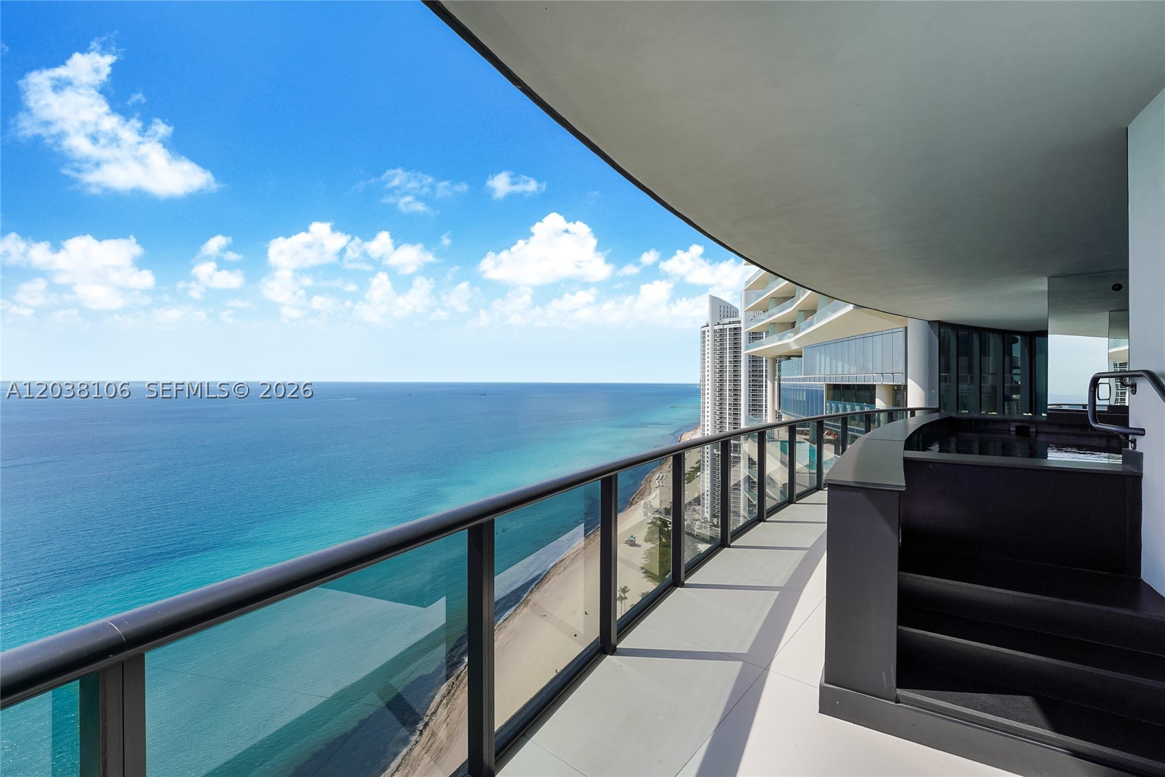 18555 COLLINS AVENUE COND - Residential