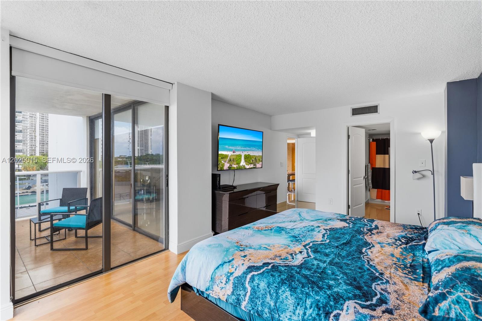 AVENTURA ELDORADO CONDO - Residential