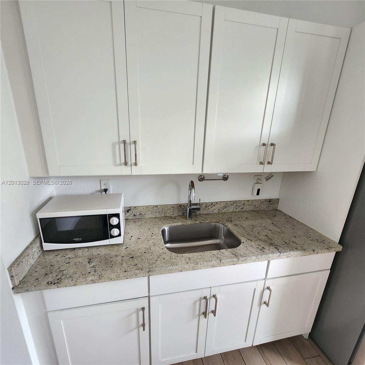 LUCKY START AT SUNRISE ES - Residential Lease
