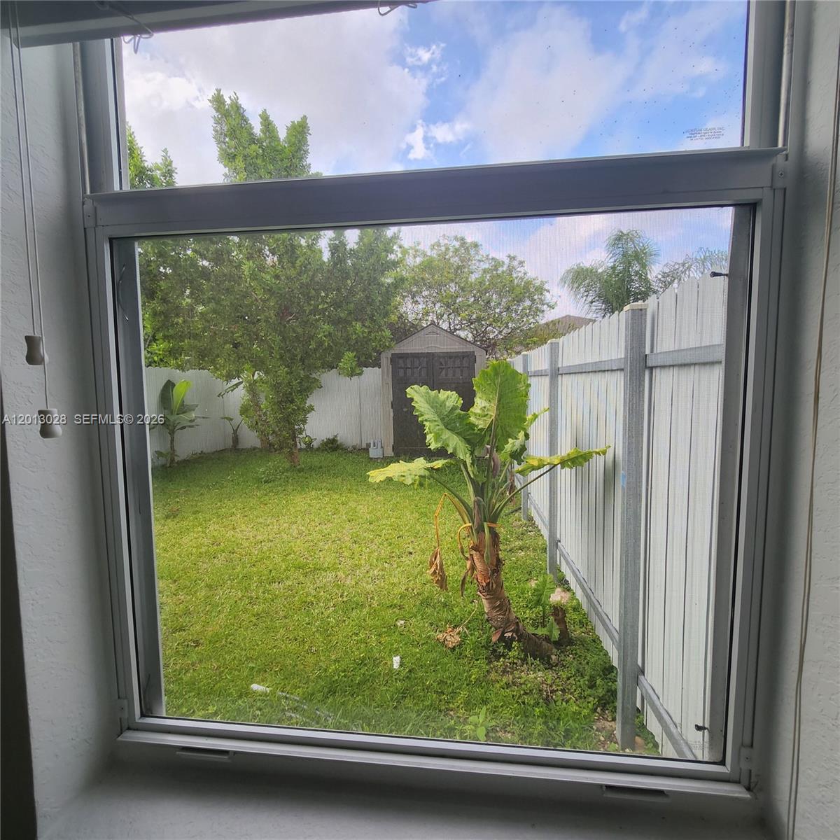 LUCKY START AT SUNRISE ES - Residential Lease