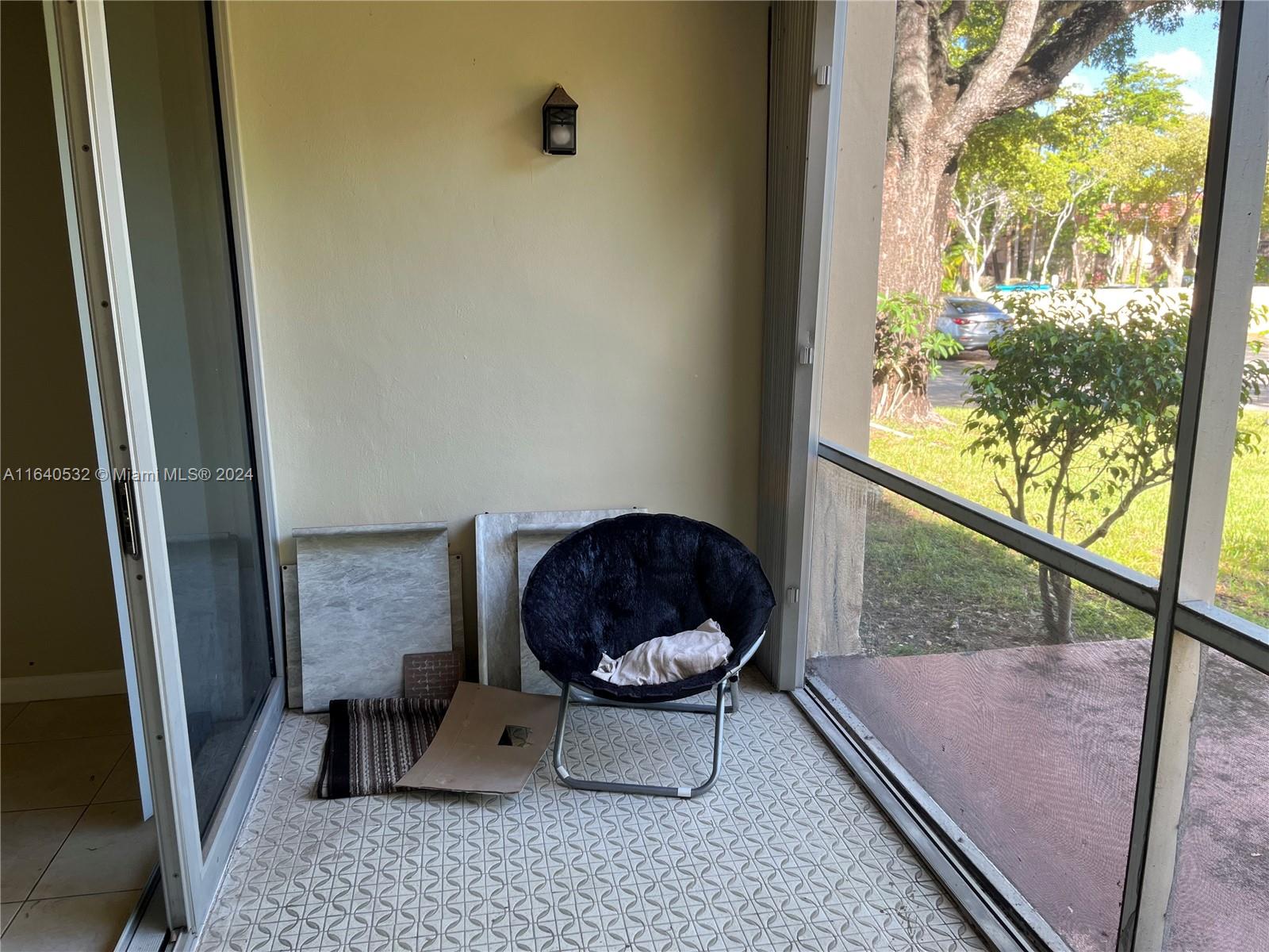 LAKE PARK CONDO NO 1 - BL - Residential