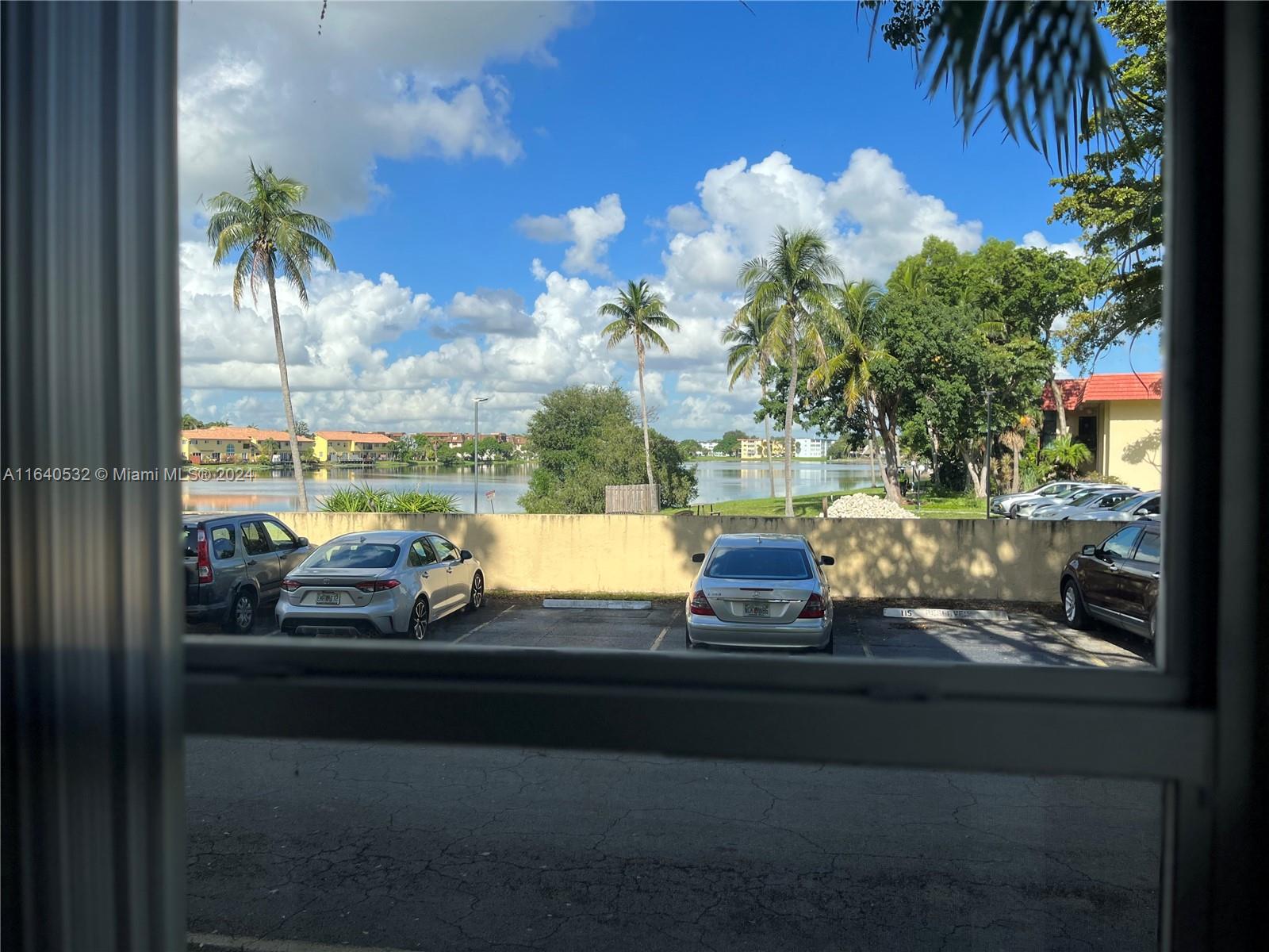 LAKE PARK CONDO NO 1 - BL - Residential