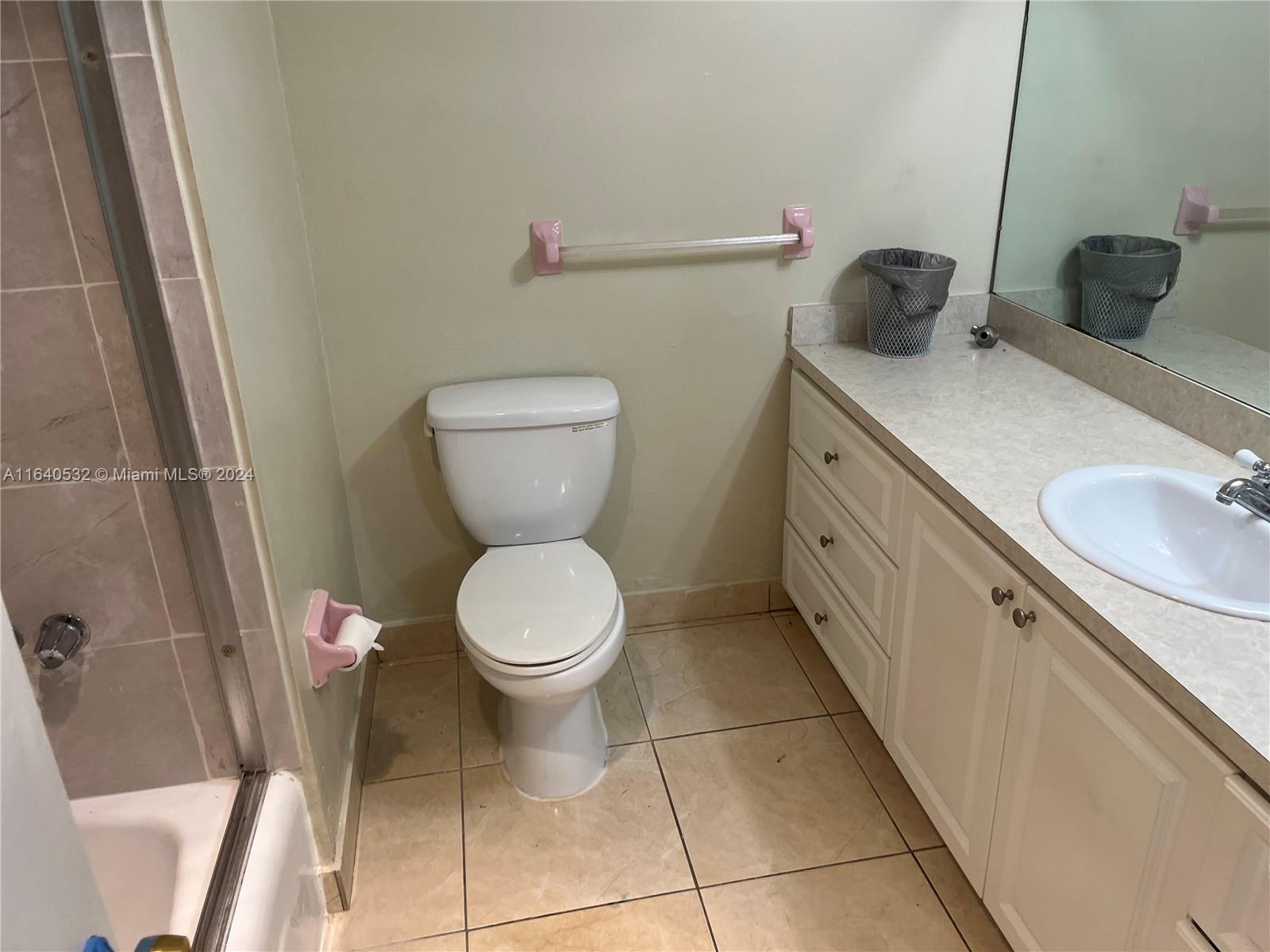 LAKE PARK CONDO NO 1 - BL - Residential