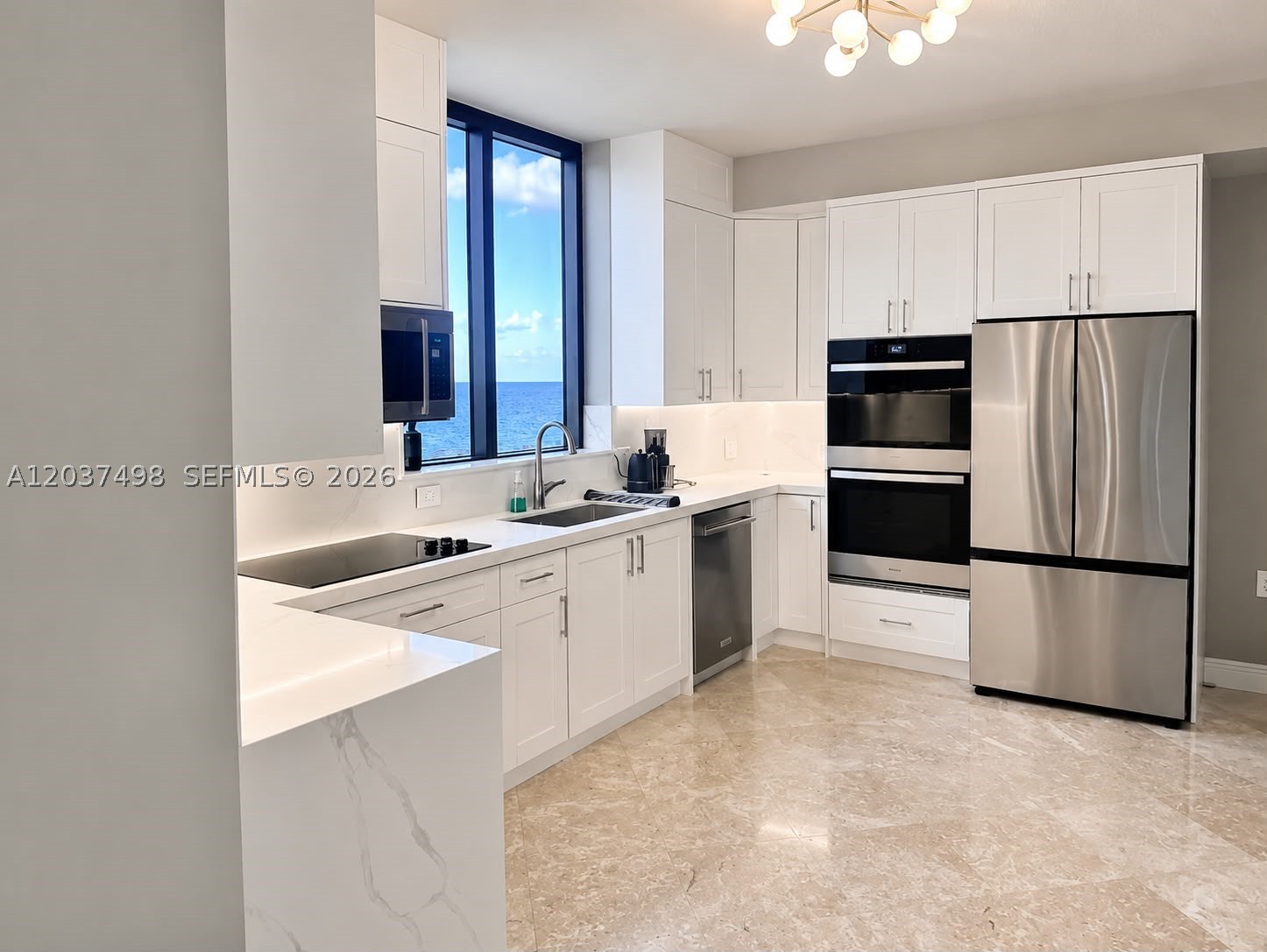 SAYAN CONDO - Residential