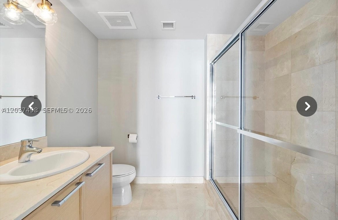 SAYAN CONDO - Residential