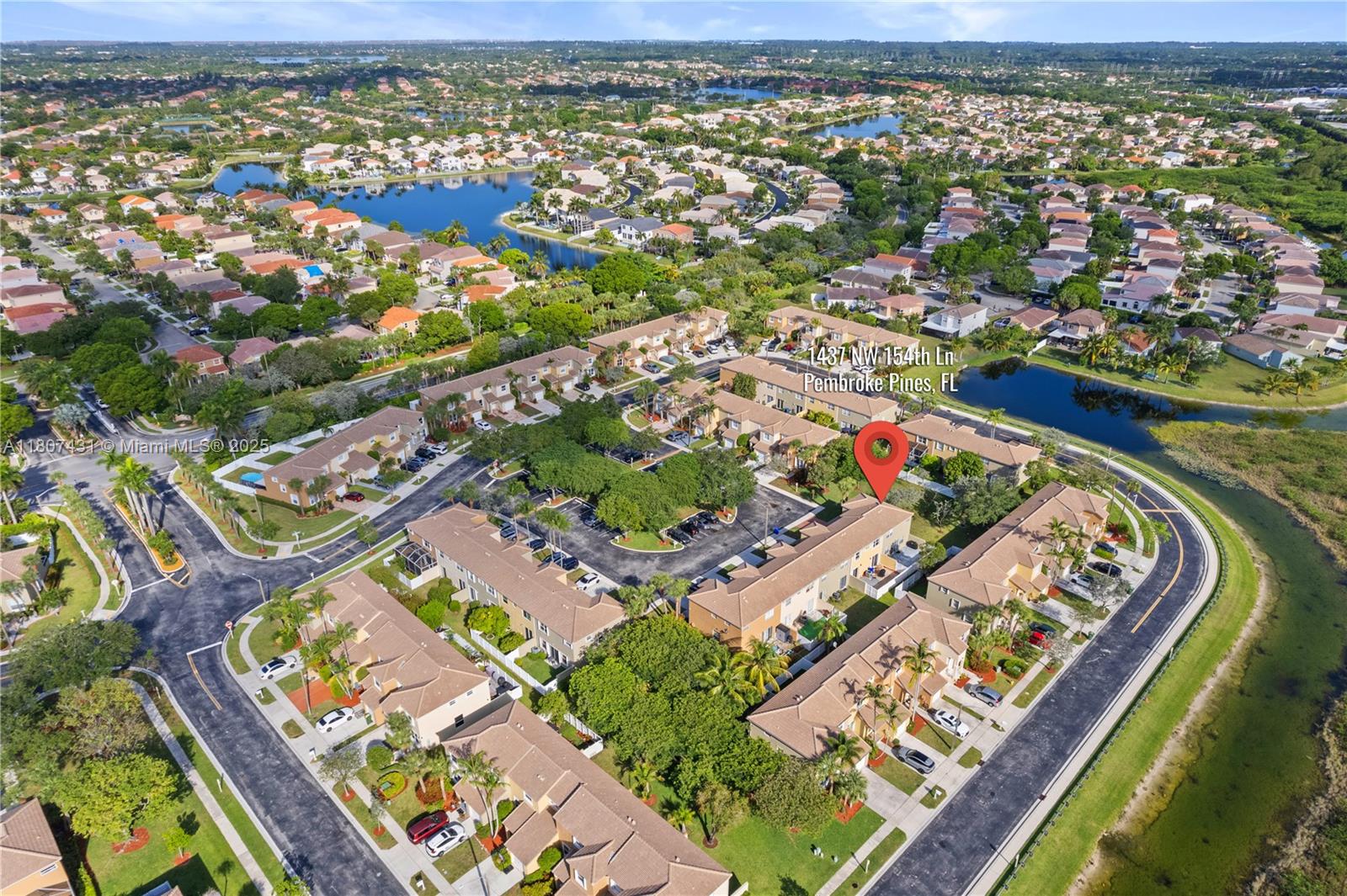 TOWNGATE - Residential