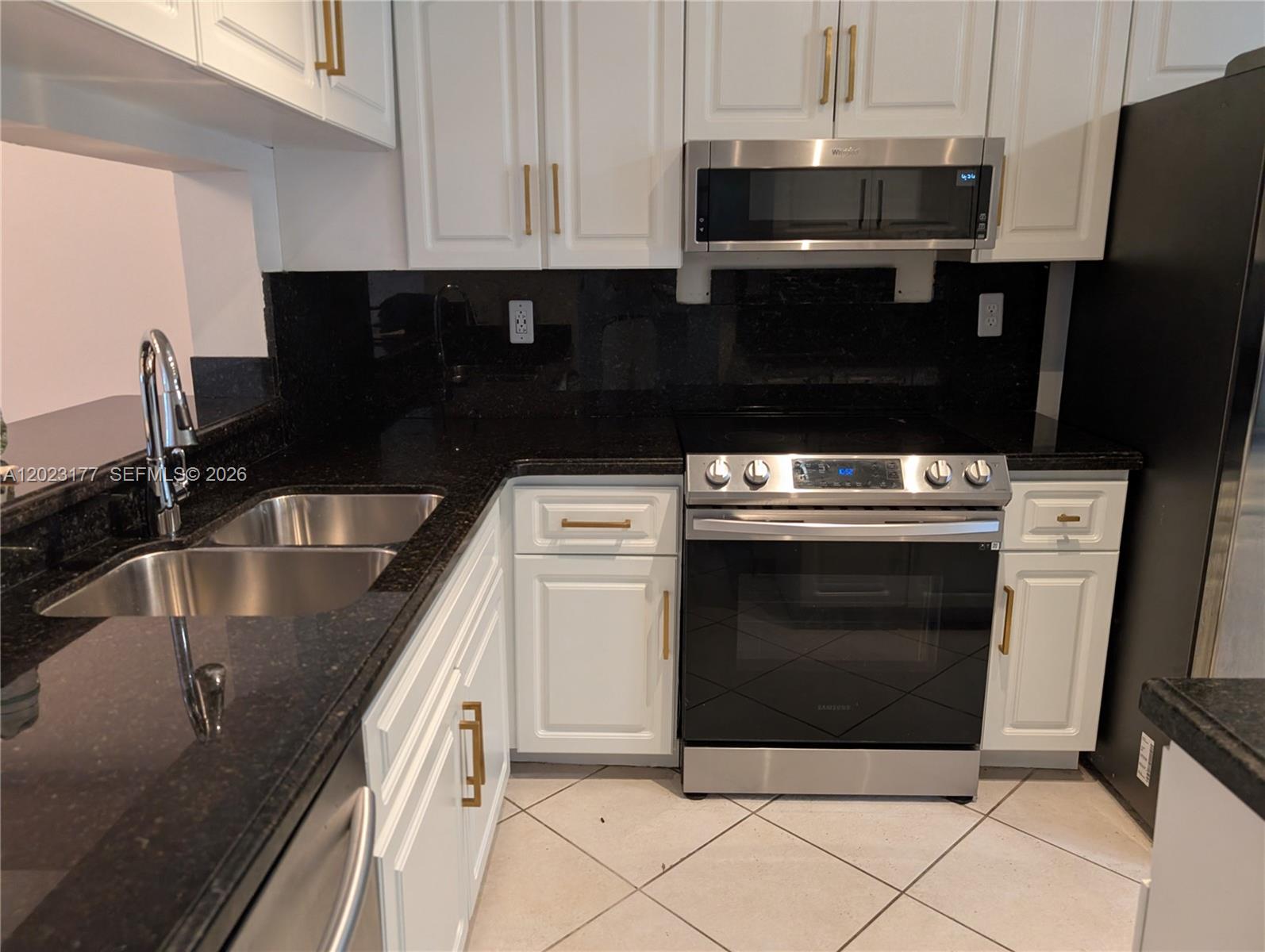 JACARANDA PARCEL 480 - Residential Lease