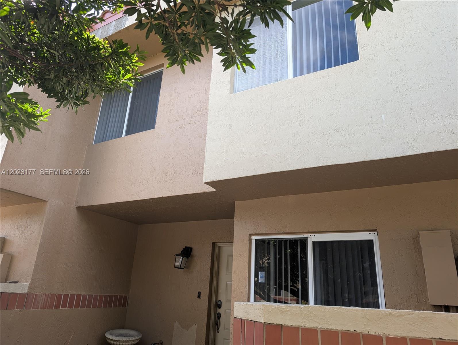 JACARANDA PARCEL 480 - Residential Lease