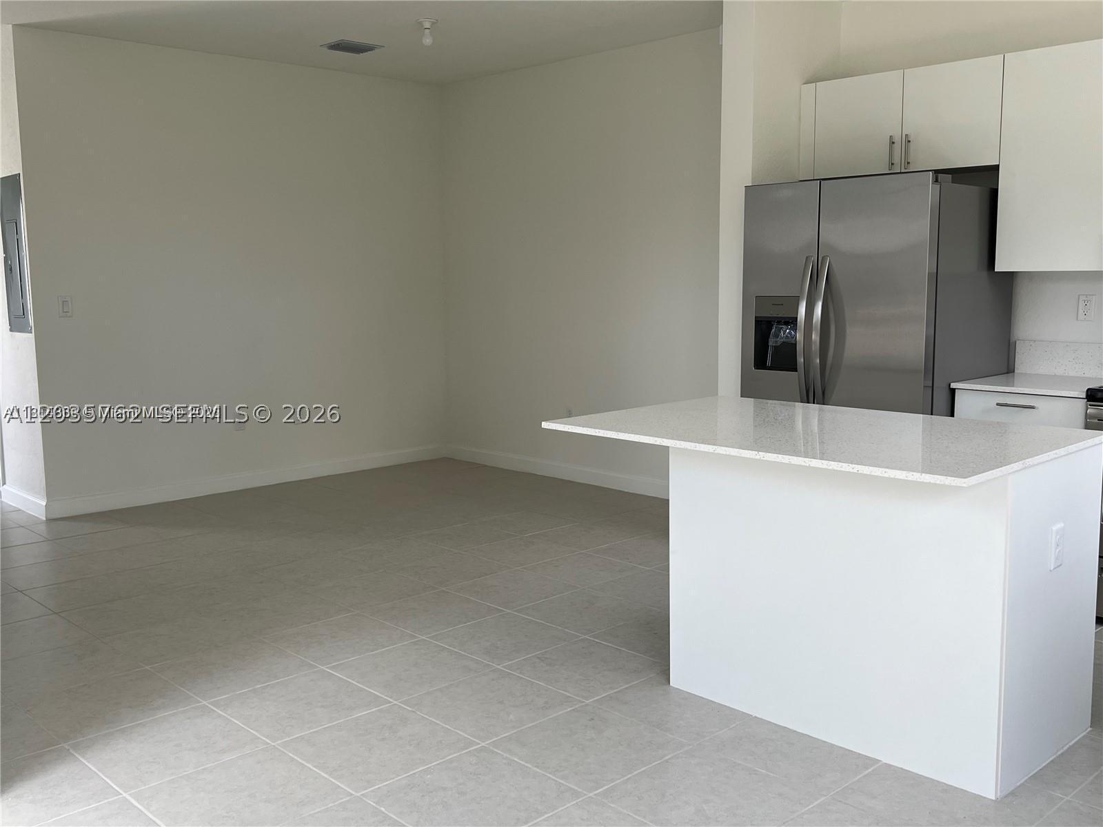 PINE VISTA - Residential Lease