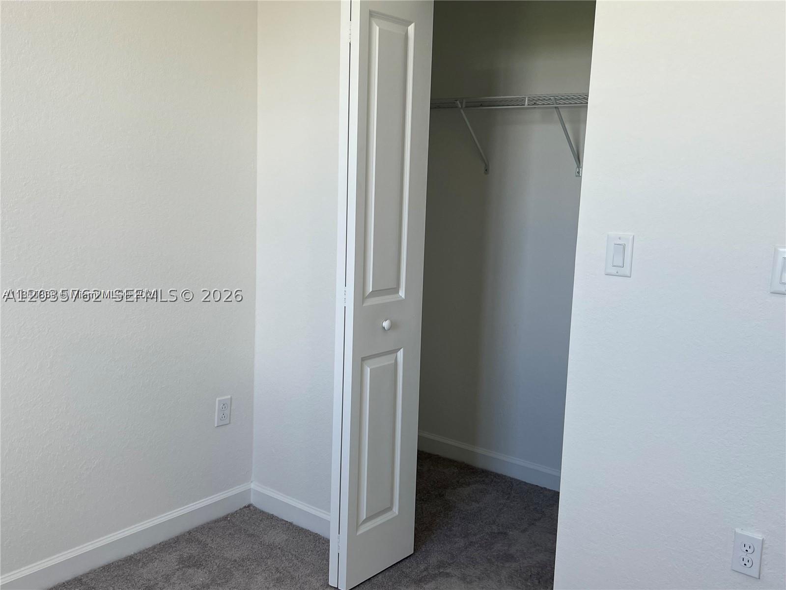 PINE VISTA - Residential Lease