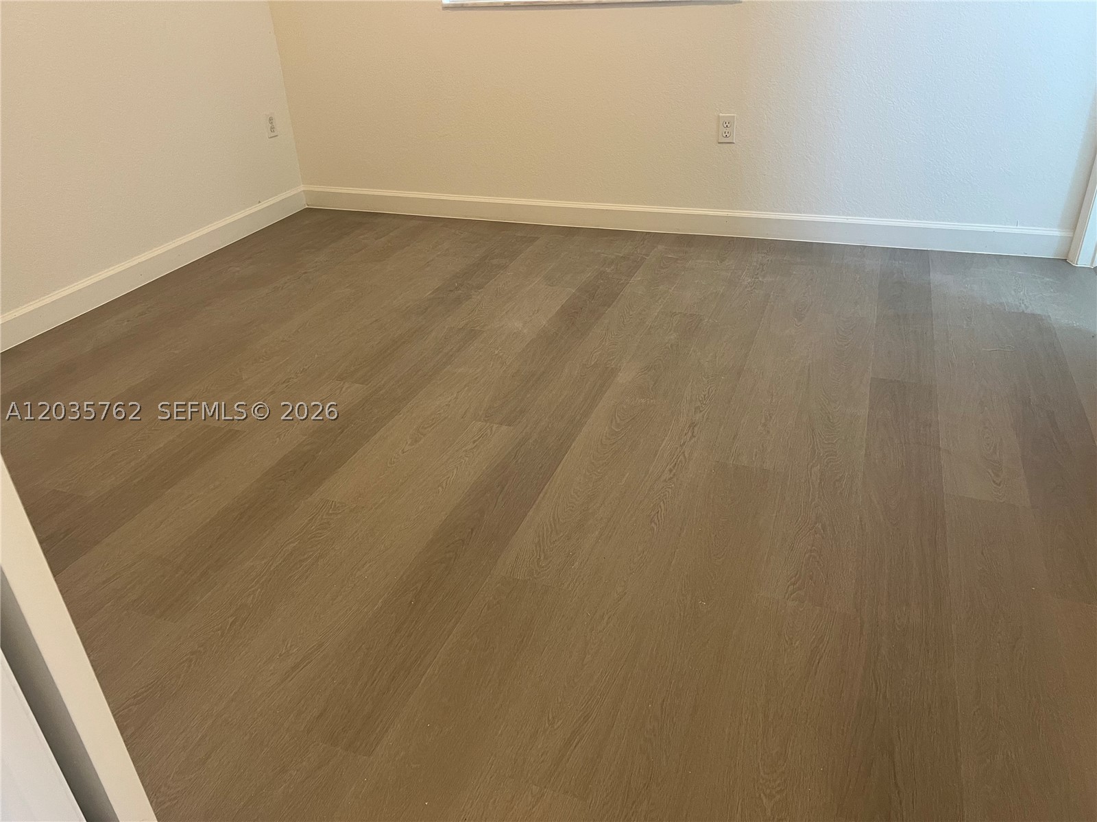 PINE VISTA - Residential Lease