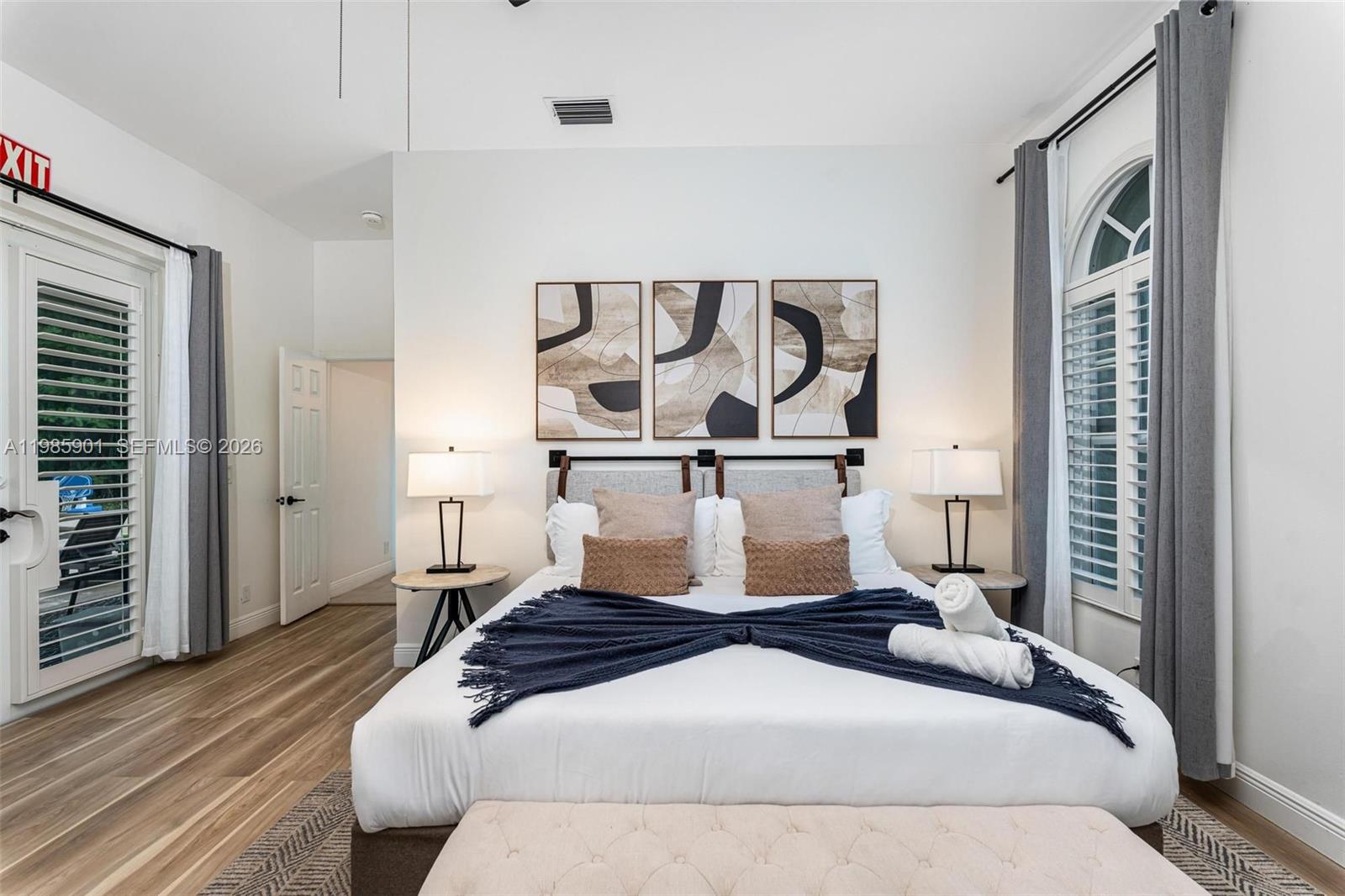 PALM BEACH FARMS - Residential